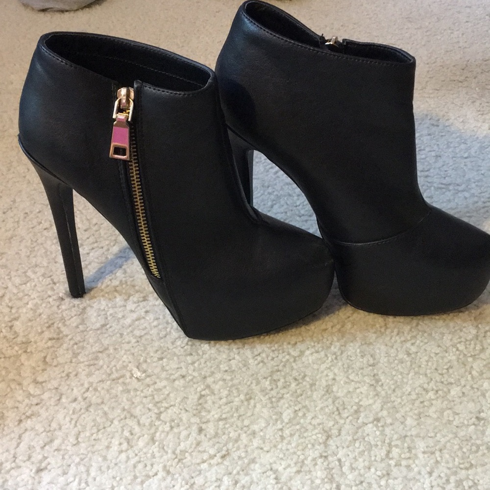 {Charlotte Russe} High Heeled Boots